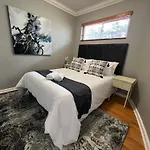 Tyger Waterfront Apartment
