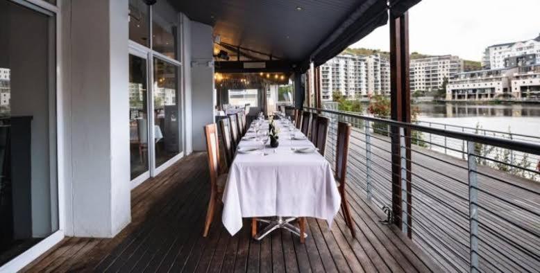 Tyger Waterfront Apartment *